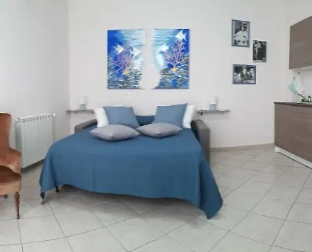 Casa Mia Miniapartment דירה *